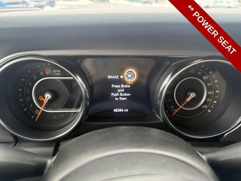 Used 2021 Jeep Gladiator Willys image 17