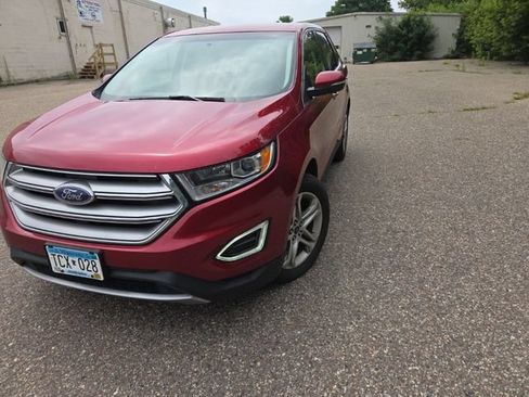 Used 2015 Ford Edge Titanium w/ Technology Package AWD/4WD image 2