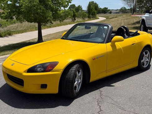 Used 2001 Honda S2000 image 2