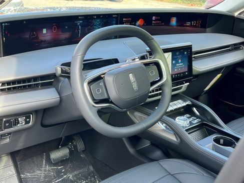 New 2026 Lincoln Nautilus Reserve image 15