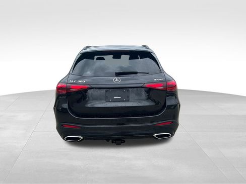 Used 2026 Mercedes-Benz GLC 300 4MATIC image 4