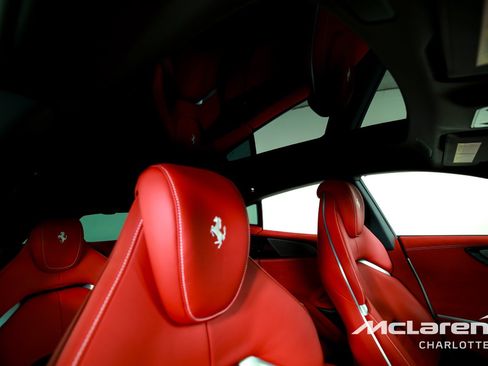 Used 2026 Ferrari Purosangue AWD/4WD image 31