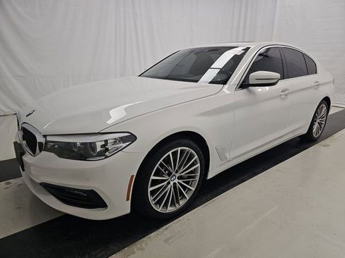 Used 2018 BMW 530i xDrive image 1