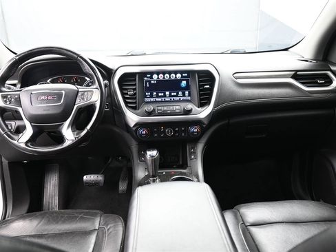 Used 2018 GMC Acadia SLT image 13