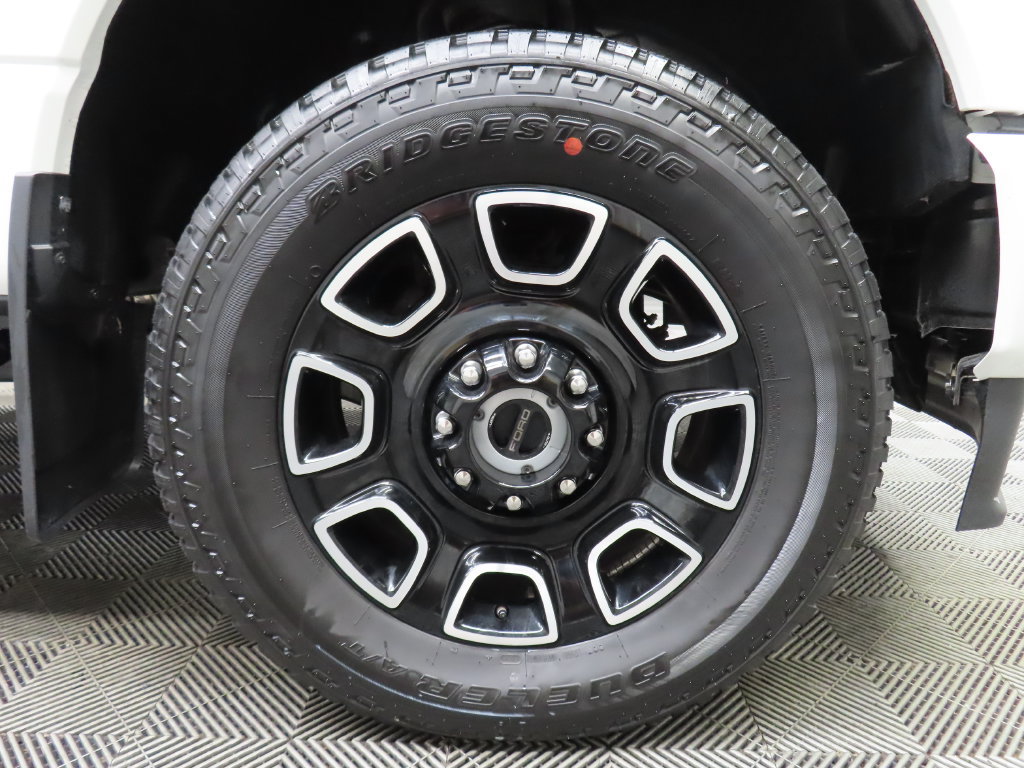 Used 2026 Ford F250 Platinum AWD/4WD image 13