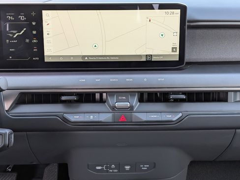 New 2026 Kia EV9 Wind image 17