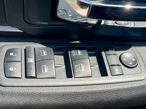Used 2022 RAM 1500 Warlock w/ Electronics Group AWD/4WD image 17