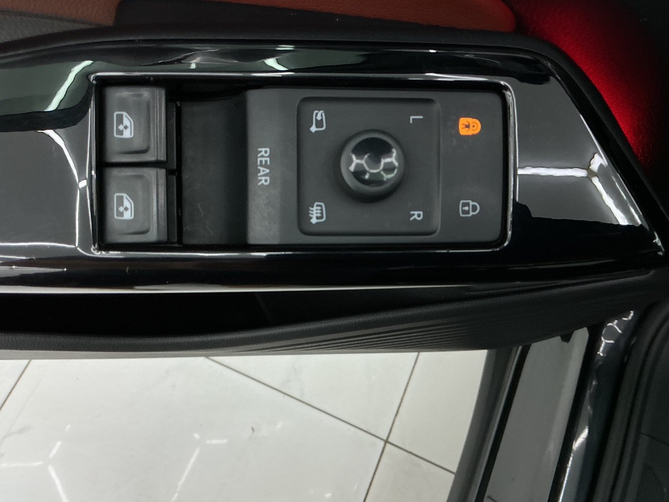 Used 2021 Volkswagen ID.4 Pro S RWD image 38