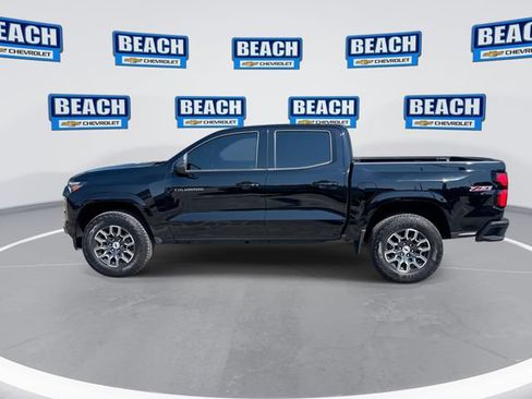 Used 2025 Chevrolet Colorado Z71 AWD/4WD image 5