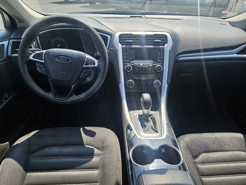 Used 2014 Ford Fusion SE image 10