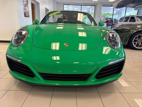 Used 2017 Porsche 911 Carrera RWD image 3