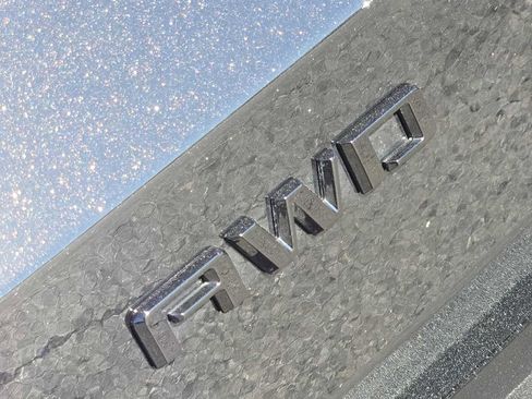 Certified 2025 Chevrolet Traverse Z71 w/ Enhanced Driving Package image 12