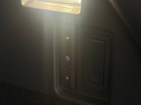Used 2025 Lincoln Aviator AWD w/ Equipment Group 101A image 15