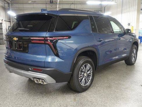 New 2026 Chevrolet Traverse LT image 7