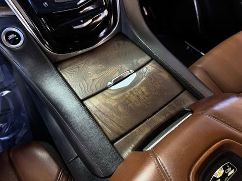Used 2015 Cadillac Escalade ESV Premium AWD/4WD image 26