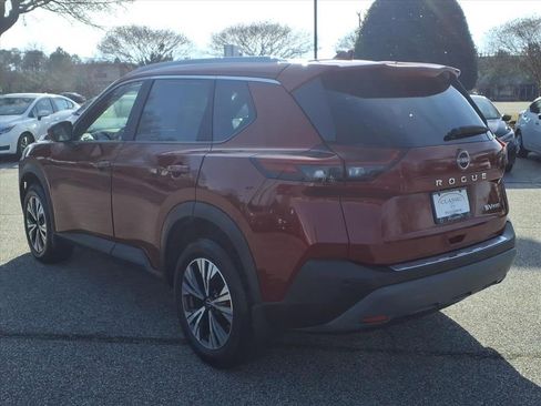 Used 2023 Nissan Rogue SV w/ SV Premium B Package image 10