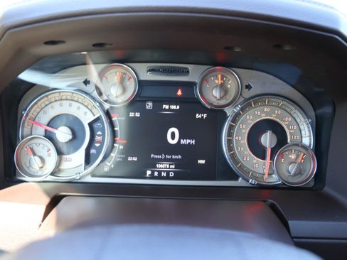 Used 2018 RAM 1500 Laramie Longhorn AWD/4WD image 33