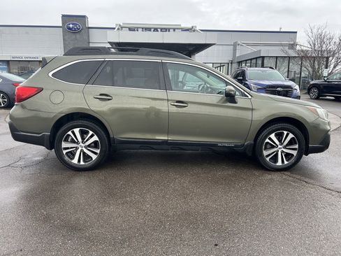 Used 2018 Subaru Outback 2.5i Limited image 8