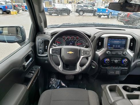 Used 2022 Chevrolet Silverado 1500 LT image 14