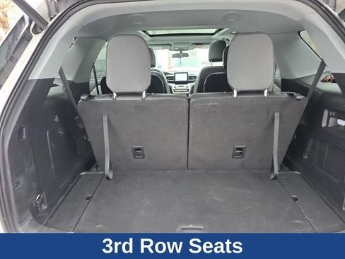 Used 2022 Ford Explorer XLT w/ Equipment Group 202A image 15