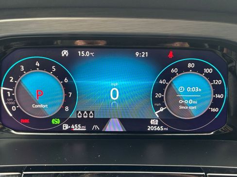 Used 2025 Volkswagen Atlas Cross Sport SE image 40