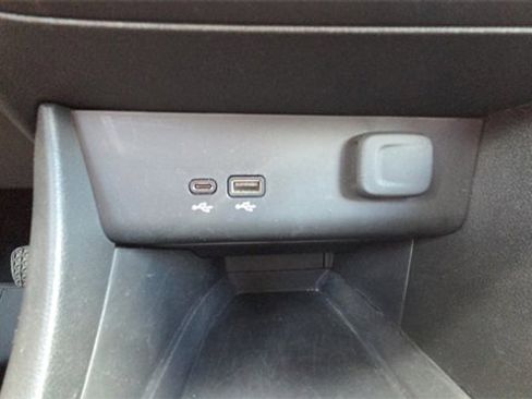 Used 2024 Buick Encore GX Preferred image 30