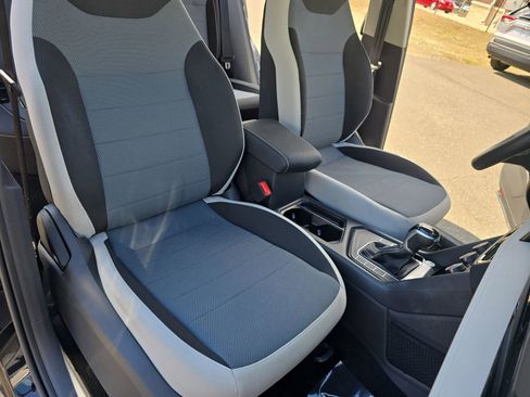 Used 2025 Volkswagen Taos S image 14