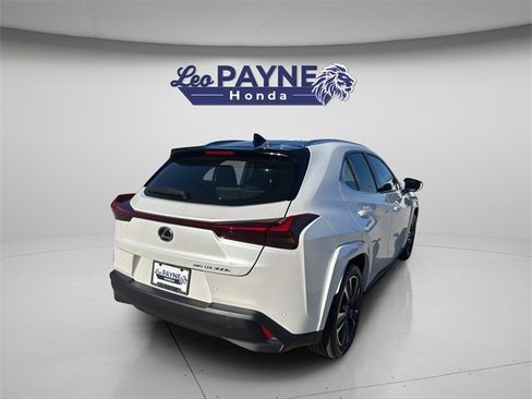 Used 2025 Lexus UX 300h AWD w/ Cold Area Package image 8