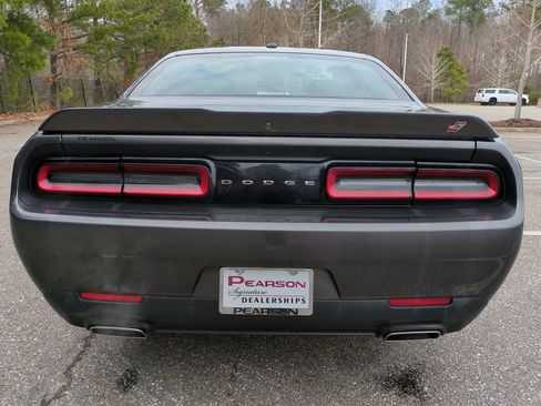 Used 2022 Dodge Challenger GT AWD/4WD image 5