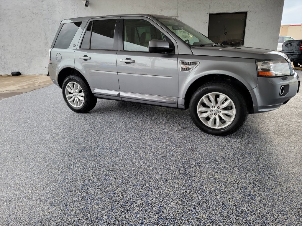 Used 2013 Land Rover LR2 AWD/4WD image 1