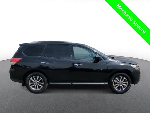 Used 2013 Nissan Pathfinder SV w/ Trailer Tow Pkg AWD/4WD image 9