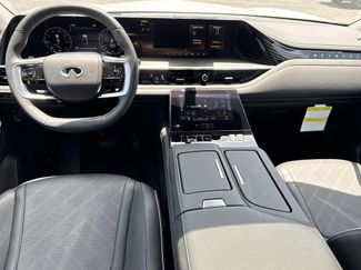 Certified 2025 INFINITI QX80 Luxe AWD/4WD video 2