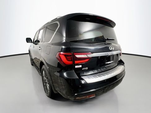 Used 2023 INFINITI QX80 Sensory w/ All-Season Package AWD/4WD image 8