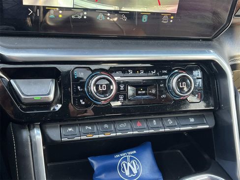 Used 2023 GMC Sierra 1500 Denali Ultimate image 22