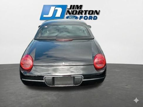 Used 2004 Ford Thunderbird RWD image 8