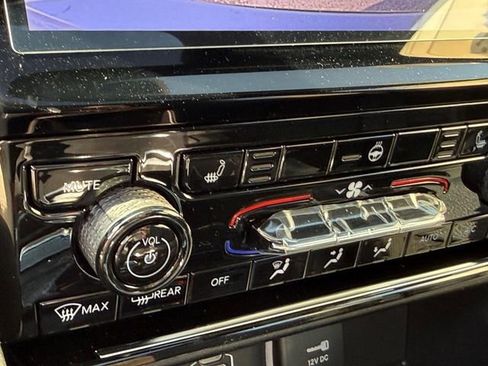 New 2025 Jeep Grand Cherokee L Limited w/ Trailer Tow Package image 18