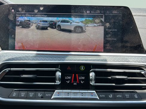 Used 2022 BMW X5 M50i w/ Executive Package AWD/4WD image 25