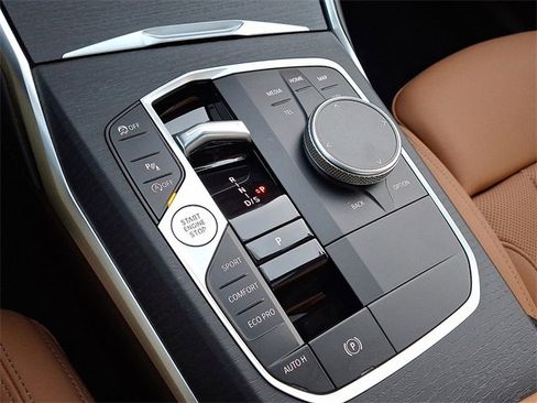 New 2026 BMW 330i xDrive Sedan w/ M Sport Package image 14