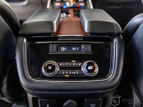 Used 2021 Lincoln Navigator L Reserve w/ Luxury Package AWD/4WD image 37