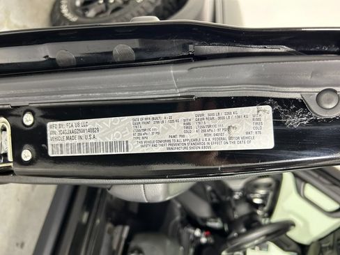 Used 2022 Jeep Wrangler Sport AWD/4WD image 31