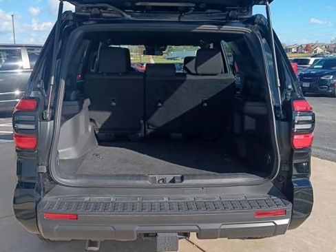 Used 2025 Toyota 4Runner SR5 image 23