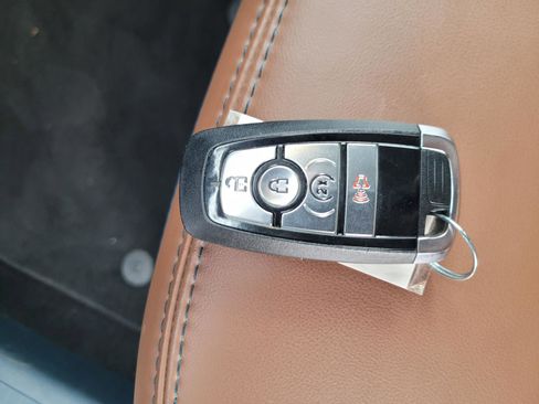 Used 2024 Ford Maverick Lariat image 28