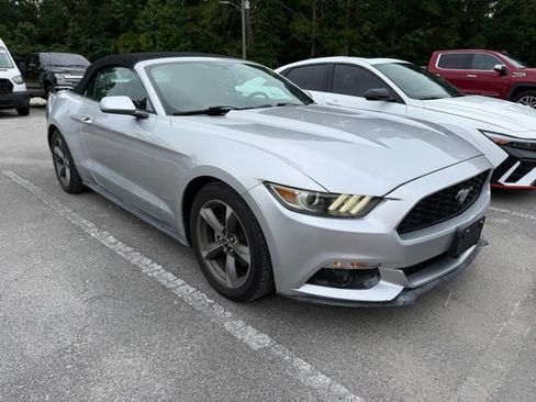 Used 2015 Ford Mustang Convertible w/ Equipment Group 051A RWD image 2