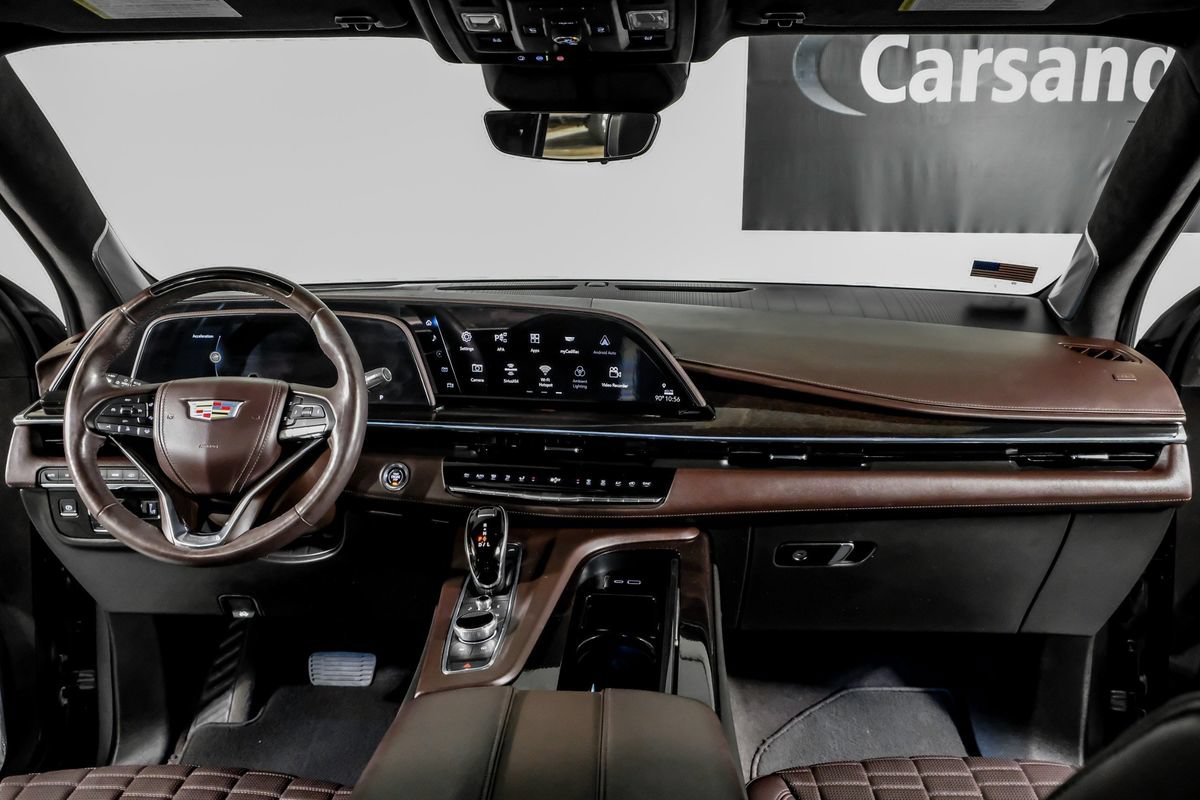 Used 2023 Cadillac Escalade ESV Sport Platinum AWD/4WD image 14
