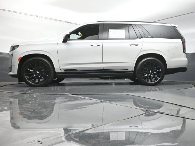 Used 2023 Cadillac Escalade Sport Platinum w/ LPO, ONYX Package AWD/4WD image 41