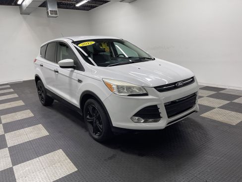 Used 2015 Ford Escape SE AWD/4WD image 11