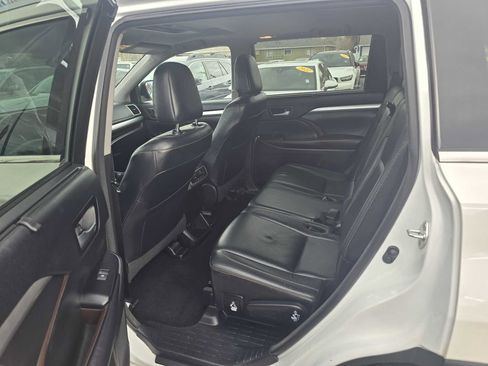 Used 2017 Toyota Highlander XLE w/ Protection Package #3 image 35