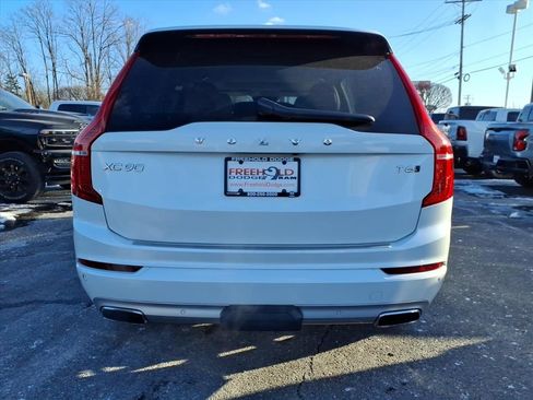 Used 2018 Volvo XC90 T6 Momentum w/ Convenience Package image 5