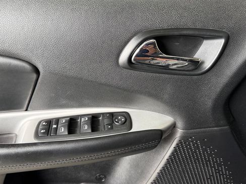 Used 2013 Dodge Journey SXT w/ Popular Equipment Group AWD/4WD image 29