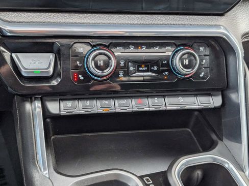 Used 2024 GMC Sierra 2500 Denali w/ Denali Reserve Package image 27